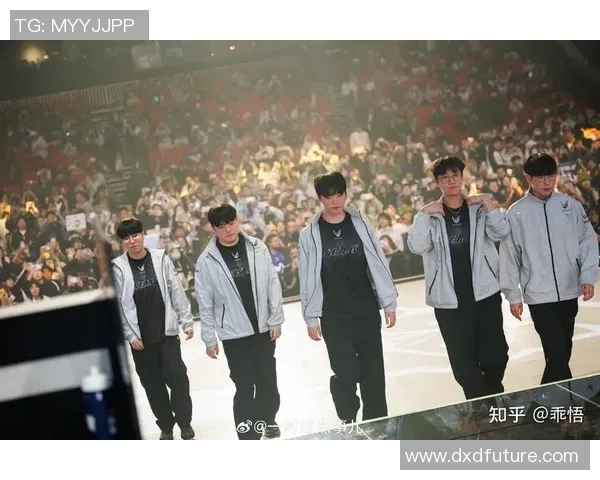 探讨英雄联盟V5战队在赛事中的耐力表现与心理素质提升策略实时新闻